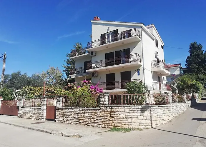 Danyja Apartments